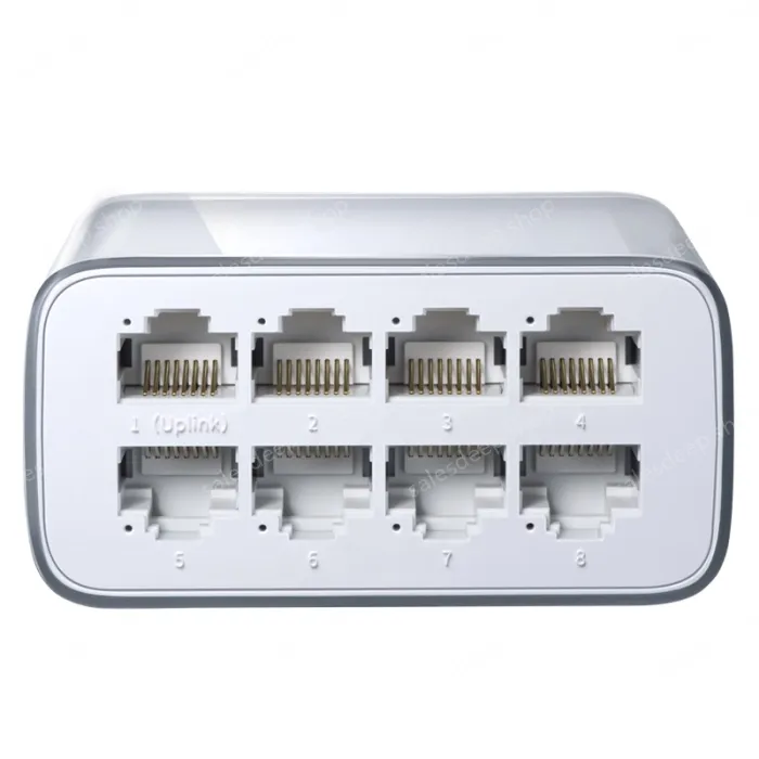 8 x 10/100M adaptive RJ45 ports switch